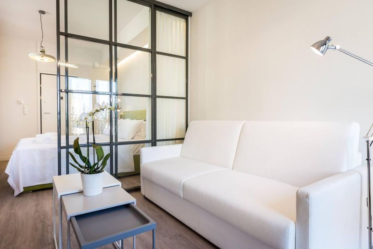 Emily In Athens - Central Chic Flat With Terrace Syntagma E1 Exterior foto