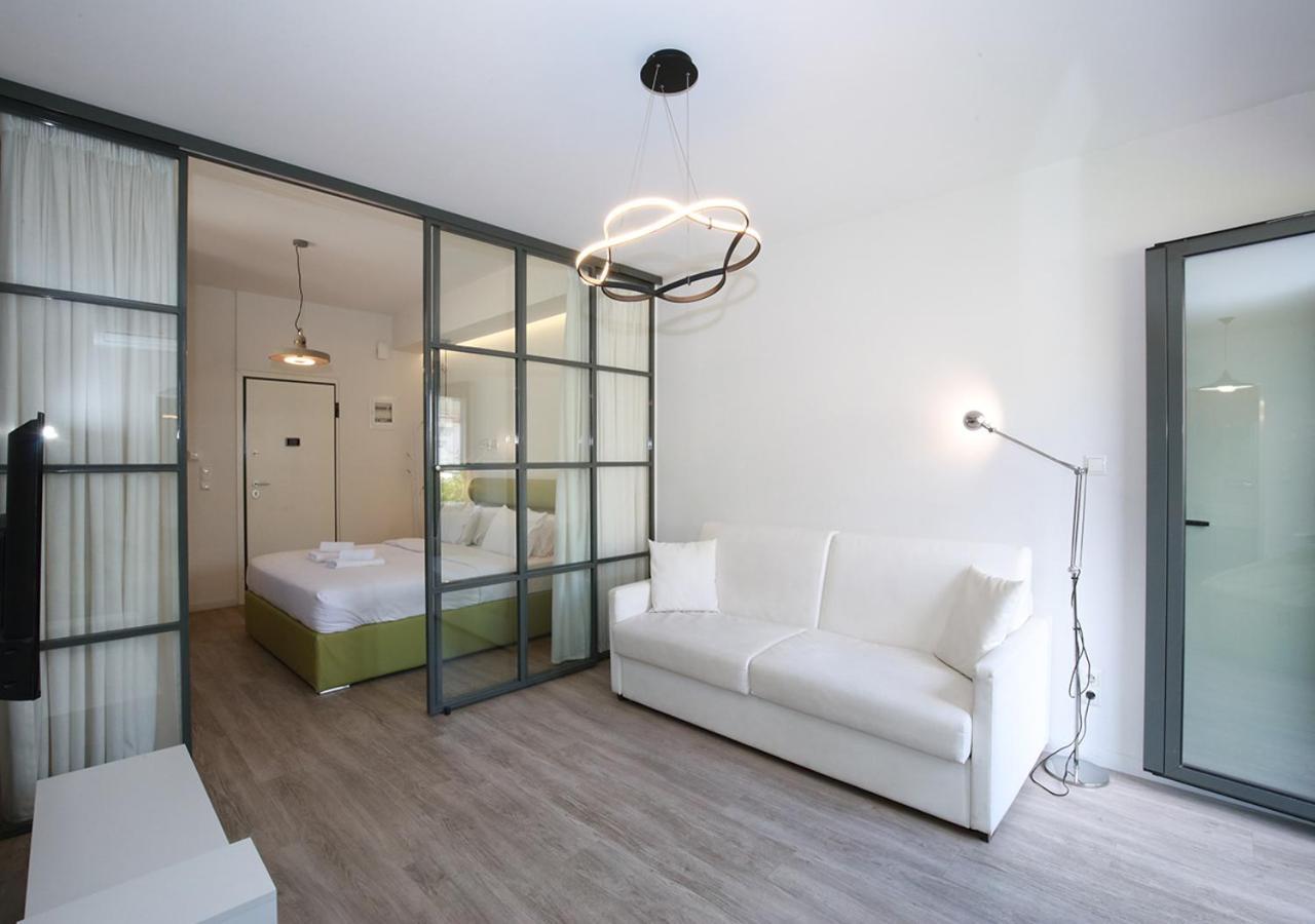 Emily In Athens - Central Chic Flat With Terrace Syntagma E1 Exterior foto