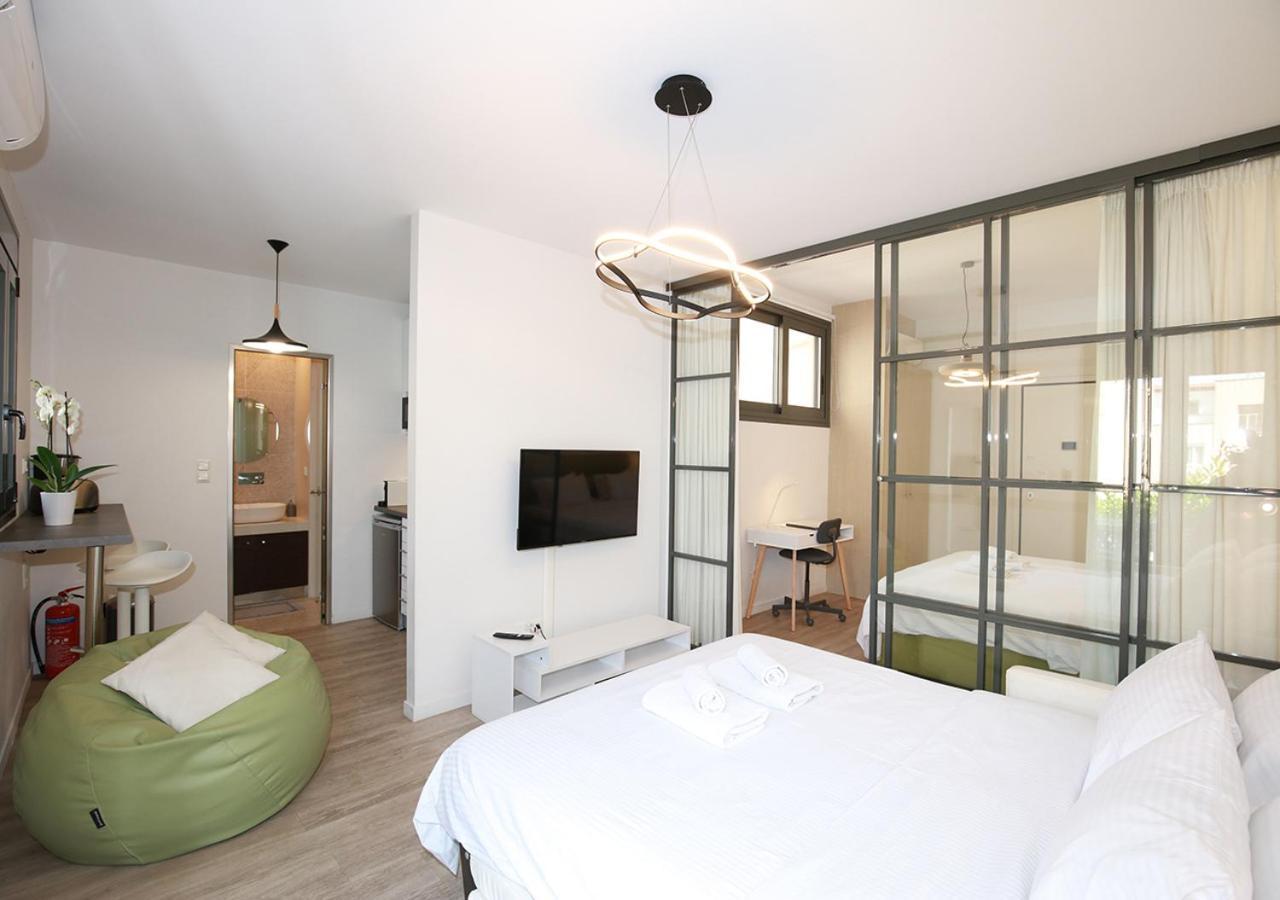 Emily In Athens - Central Chic Flat With Terrace Syntagma E1 Exterior foto